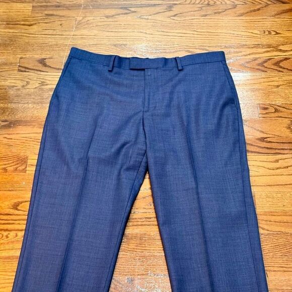 Banana Republic Medium Blue Wool 2 Piece Suit.  Marzotto fabric - Picture 12 of 16